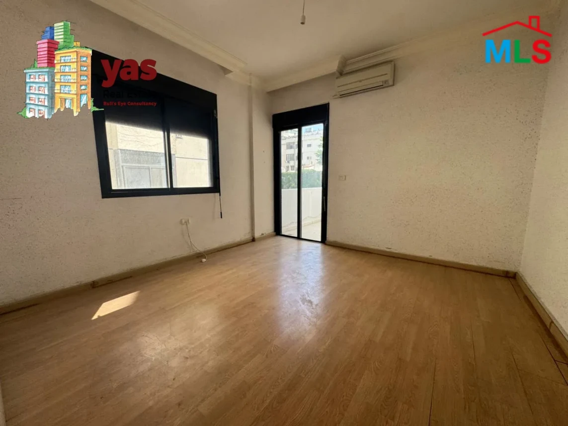 Zouk Mosbeh 155m2 | Well Maintained | Flat | Calm Street | EL