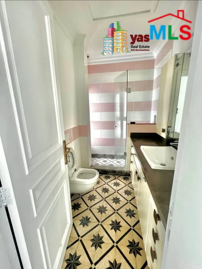 Achrafieh 450m2 | Prime Location | Luxury | Decorated | PA