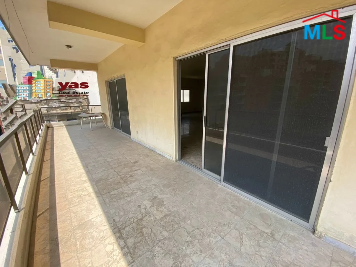 Adonis 300m2 | Well Maintained | Prime Location | Catch | PA
