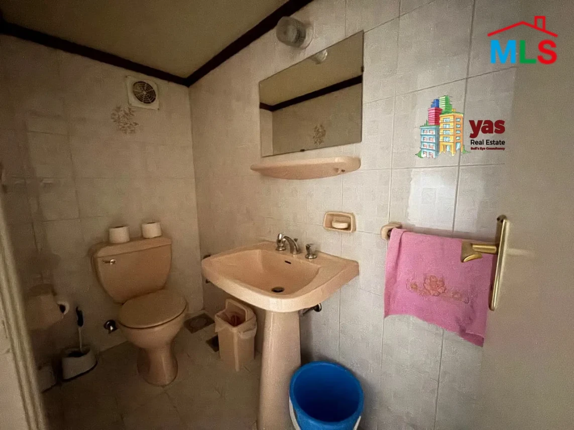 Zouk Mosbeh 100m2 | Well Maintained | Calm Street | City View | CHN