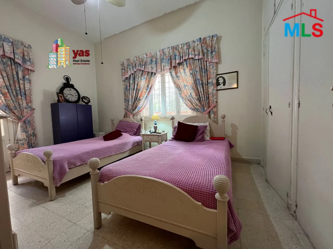 Haret Sakher 200m2 | 40m2 Terrace | Well Maintained | EH