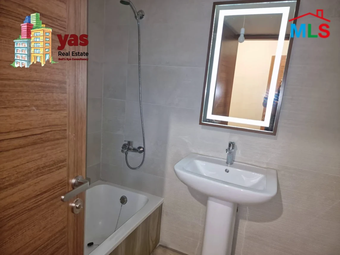 Blat 125m2 | 50m2 Terrace | Furnished | Dead End Street | ELO