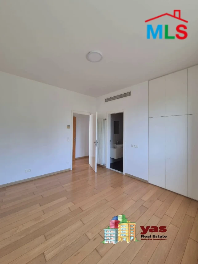 Ain El Mrayseh 475m2 | Luxury | Decorated | Prime Location |Sea View | PA
