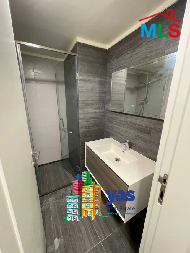 Kraytem 450m2 | Lux Building | Ultra Prime Location | PA