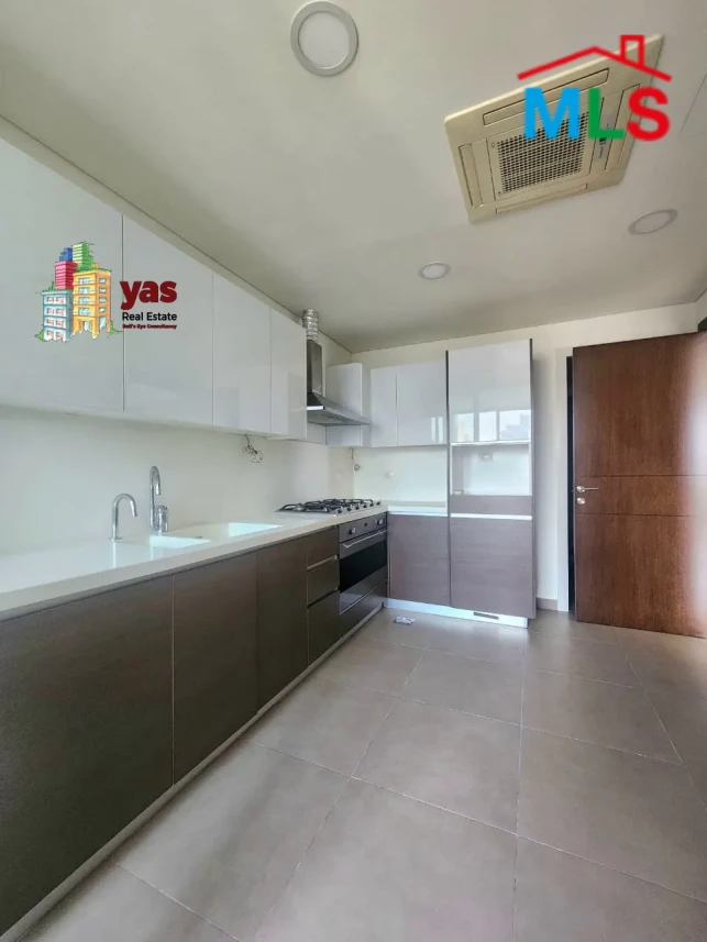 Achrafieh 220m2 | Classy Area | Flat | Prime Location | BA