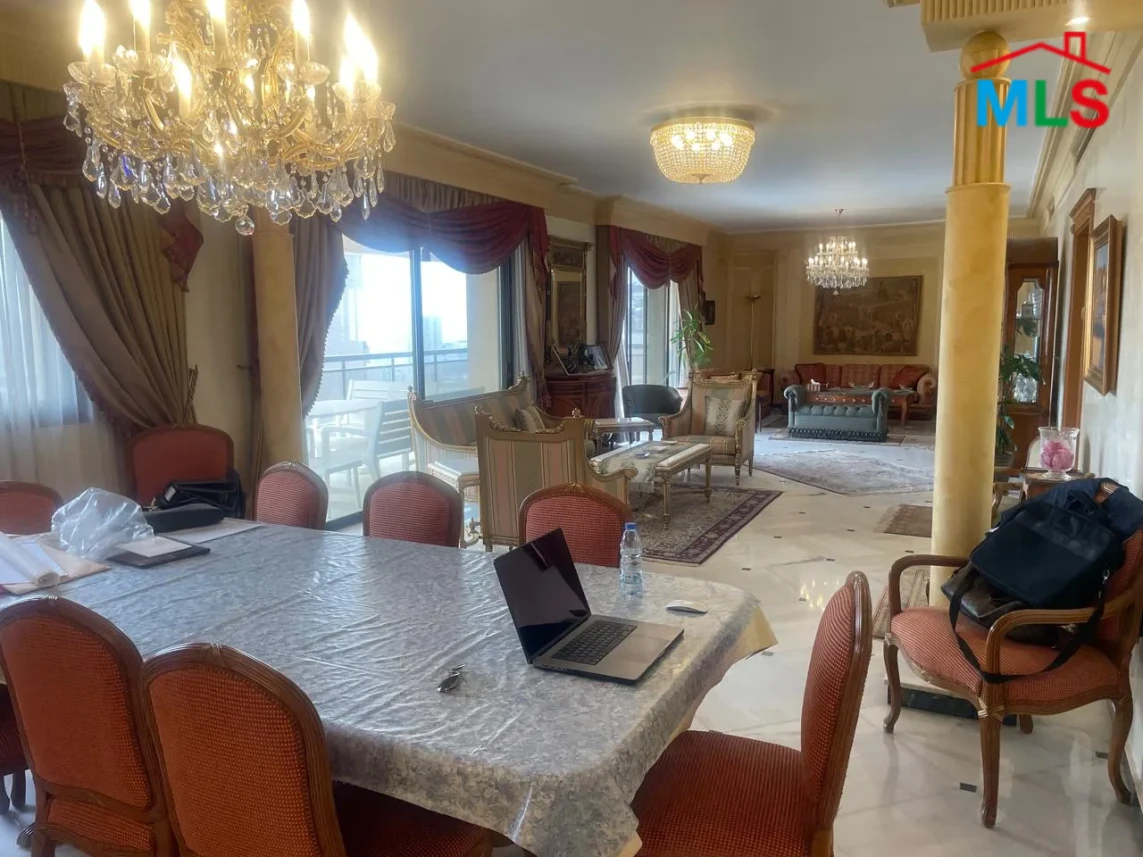 Jnah 330m2 | Luxury Decorated | Excellent Condition |Prime Location|PA