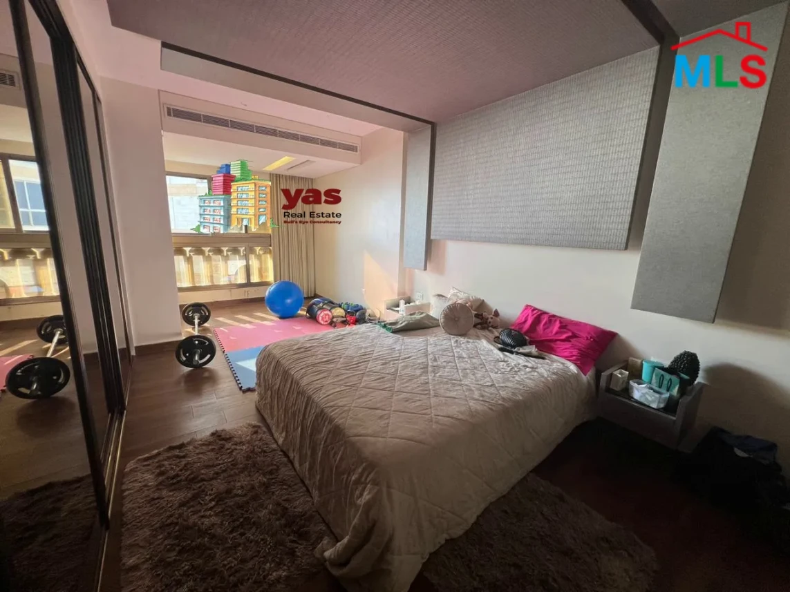 Ramlet El Bayda 420m2 | Luxury Decorated | Excellent Condition|PA