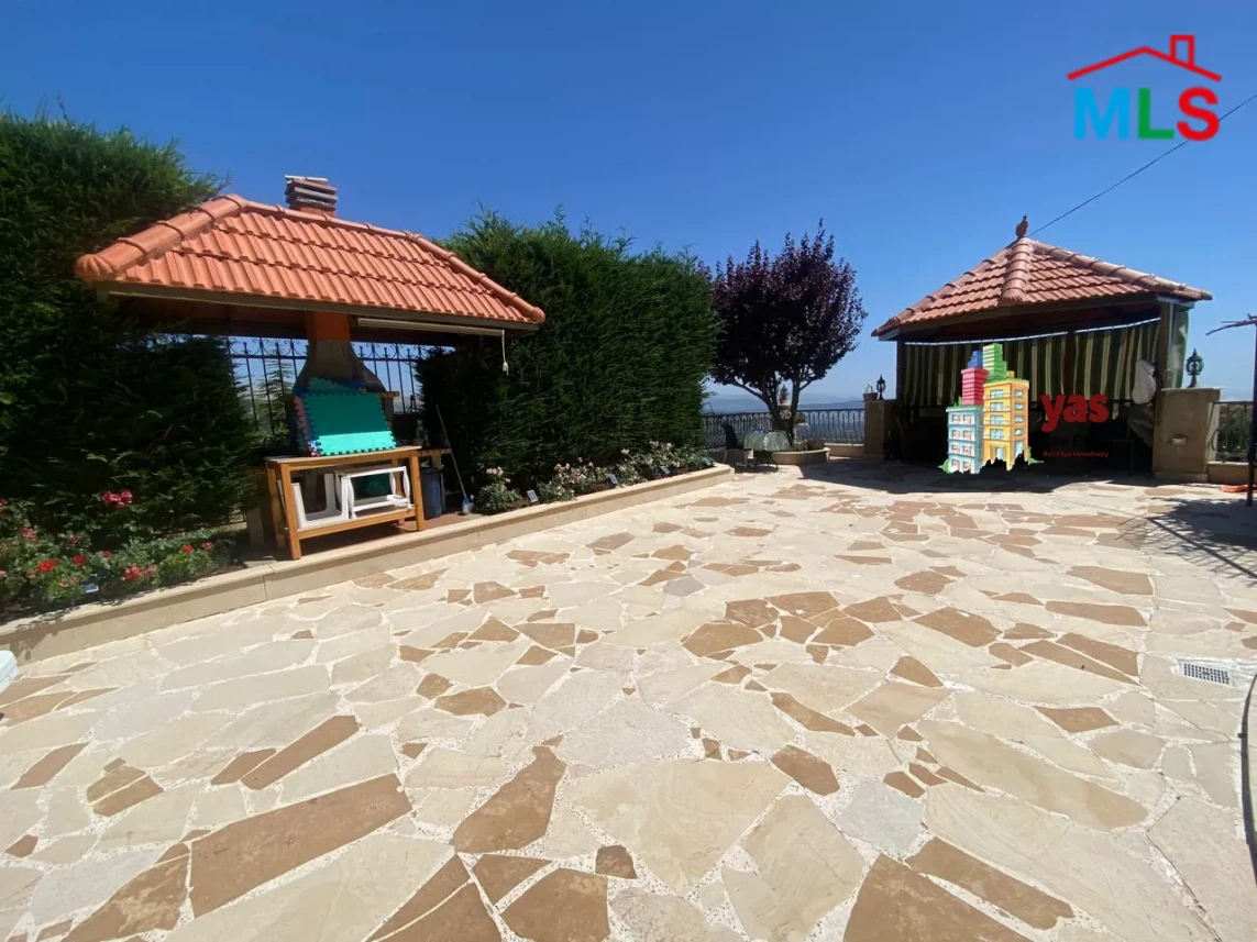 Wata El Joz 1000m2 | Villa | Designer’s Signature | Furnished