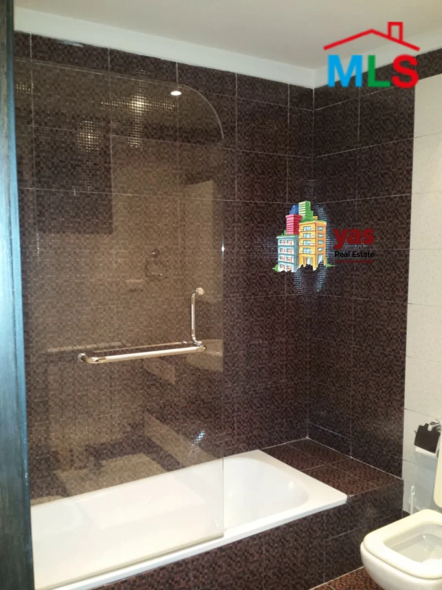 Tilal Ain Saade 195m2 | Terrace | cave | Prime Location PA
