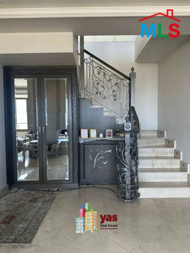 Downtown 420m2 | Penthouse | Luxury | Prime Location | Decorated | PA