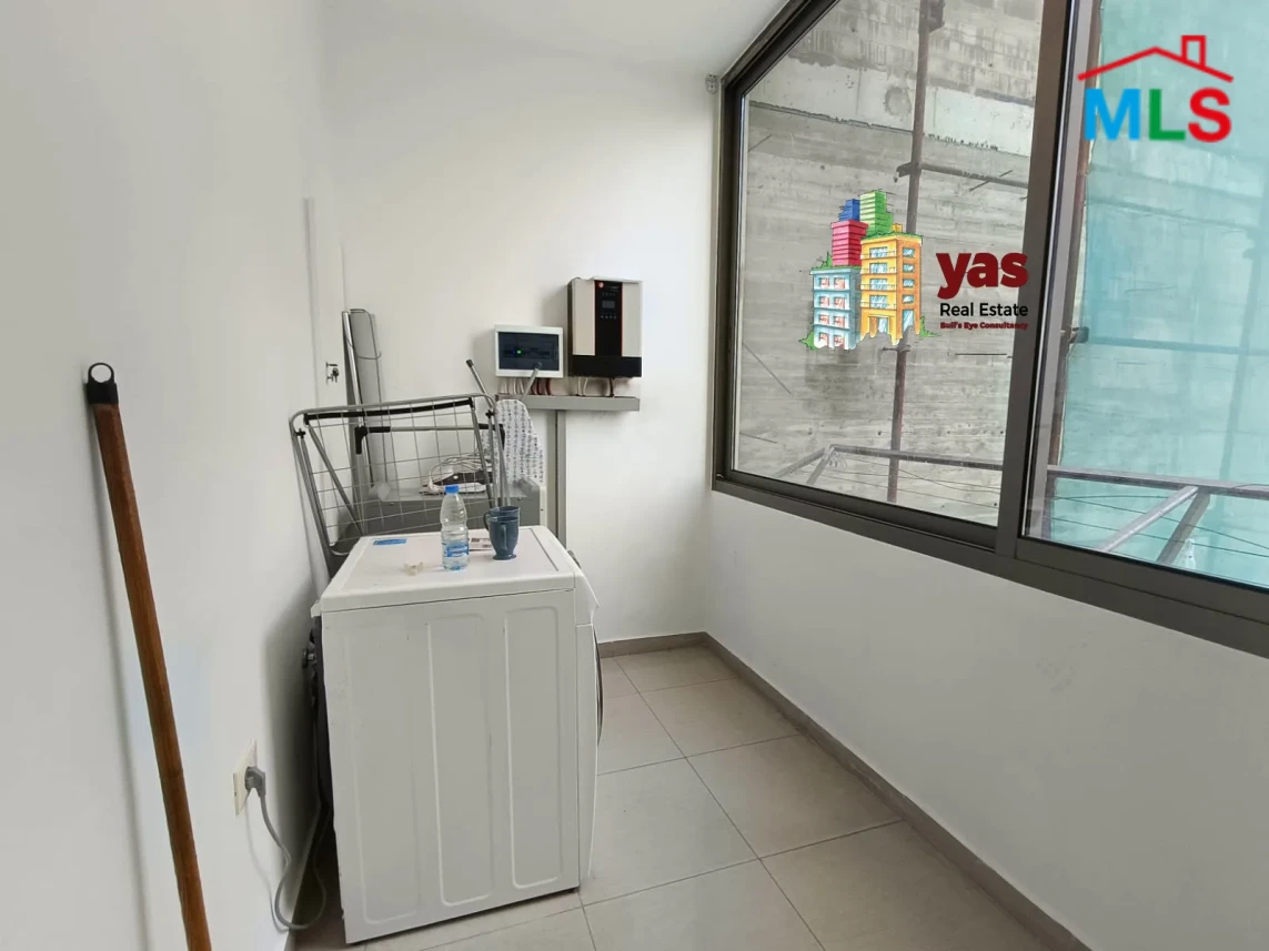 Achrafieh 165m2 | Partly Furnished | Prime Location | View | AA
