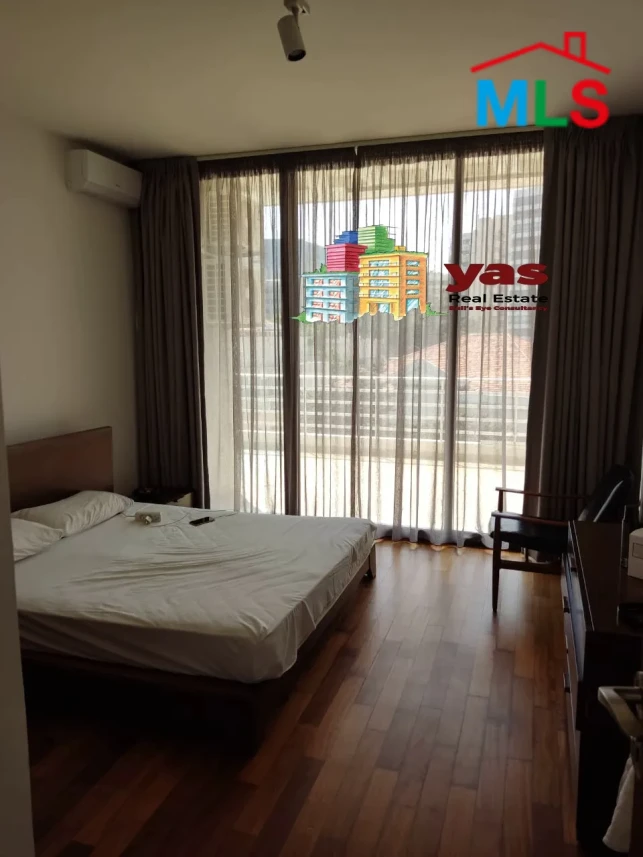 Ain El Mrayse 200m2 | Terrace 200m2 | Open City and Sea View | PA