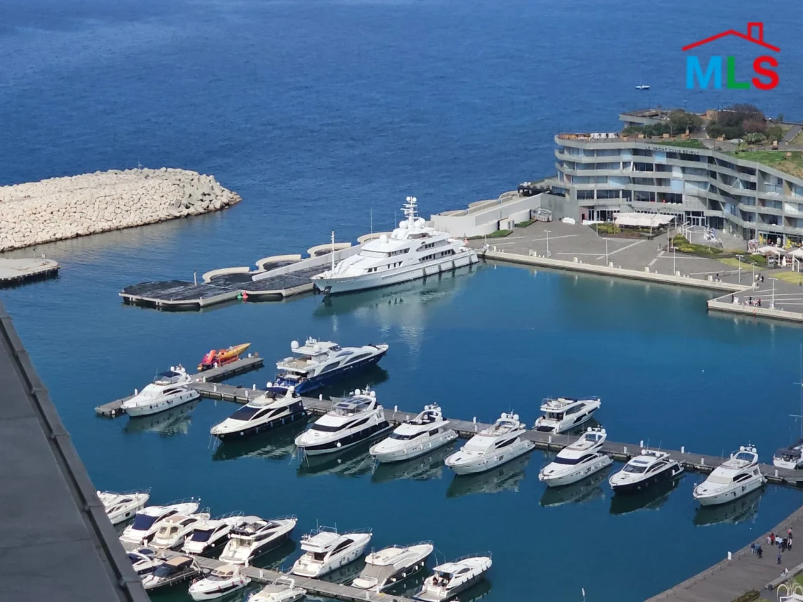 Downtown 1200m2 | Super Luxurious | Sea View | Prime Area | PA