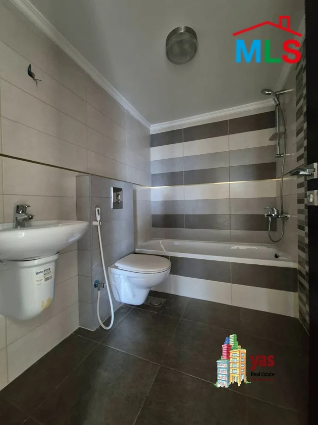 Badaro 250m2 | Brand New | Super Prime Location | Well lighted | PA