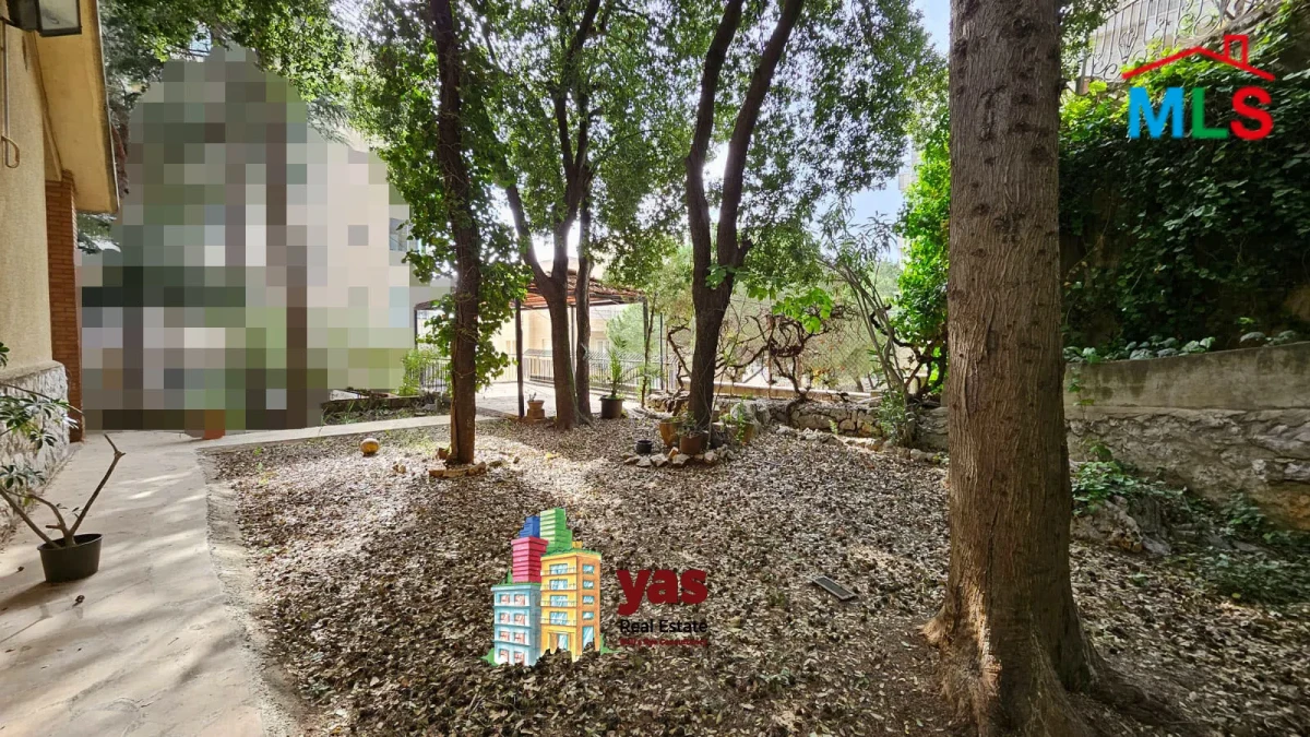 Ballouneh 220m2 | 1150m2 Land | Well Maintained | Calm Area | TO