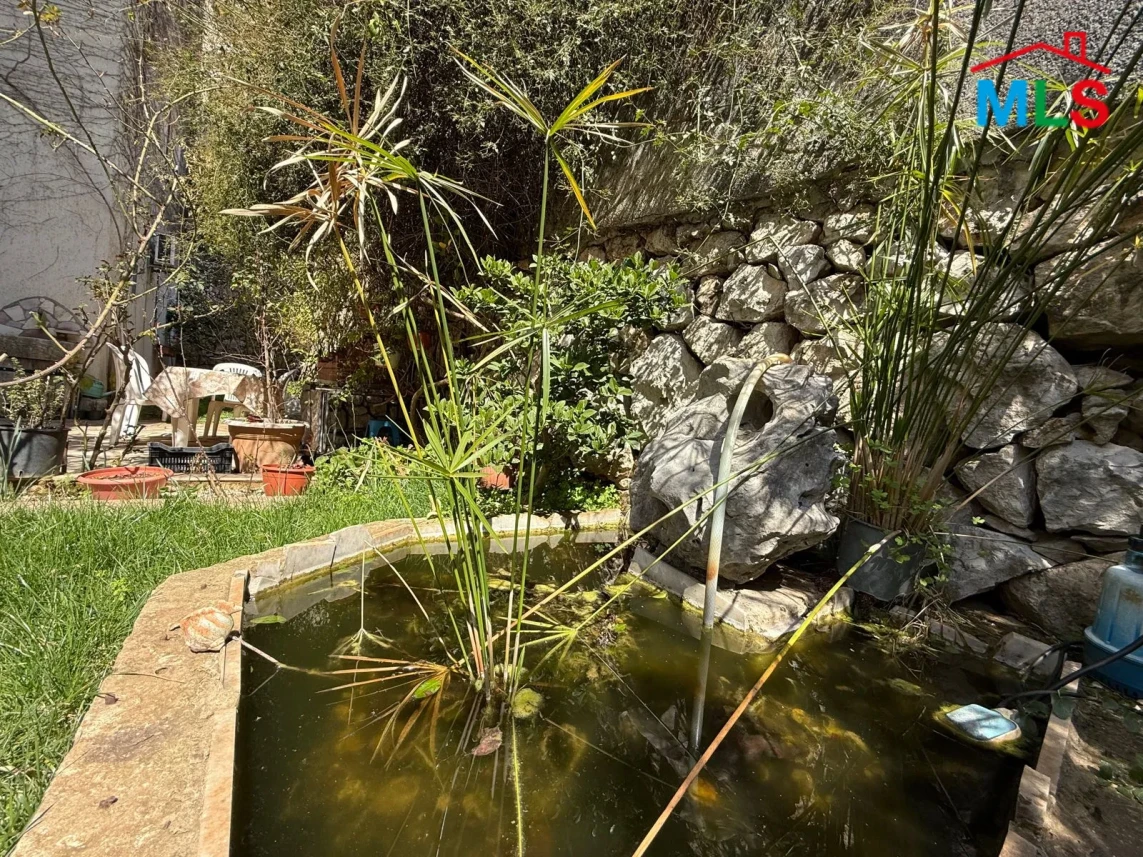 Ajaltoun 175m2 | 80m2 Garden | Well maintained | Private Entrance | BA