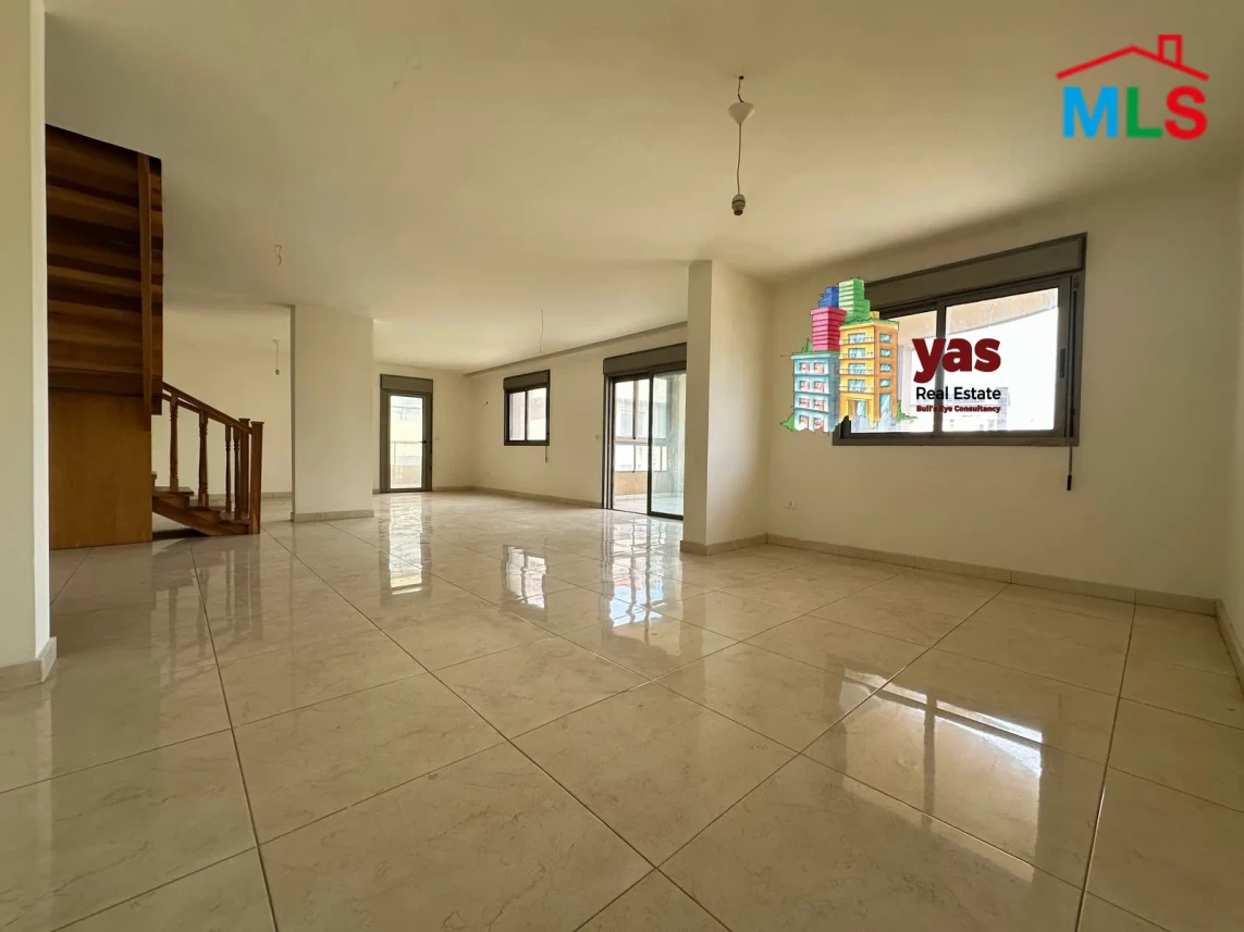 Kfaryassine 240m2 | Duplex | Calm Area | Prime Location | Catch | RA