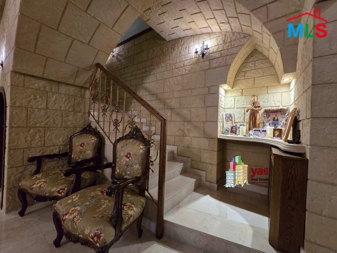 Hrajel 360m2 | Traditional Duplex | Mountain View | Private Street |DA