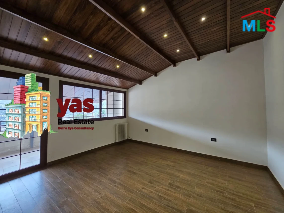 Hrajel 360m2 | Traditional Duplex | Mountain View | Private Street |DA