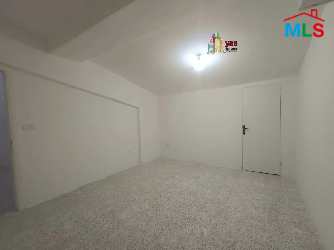 Hazmiyeh 452m2 | Warehouse | Renovated | Prime Location | AA/KR