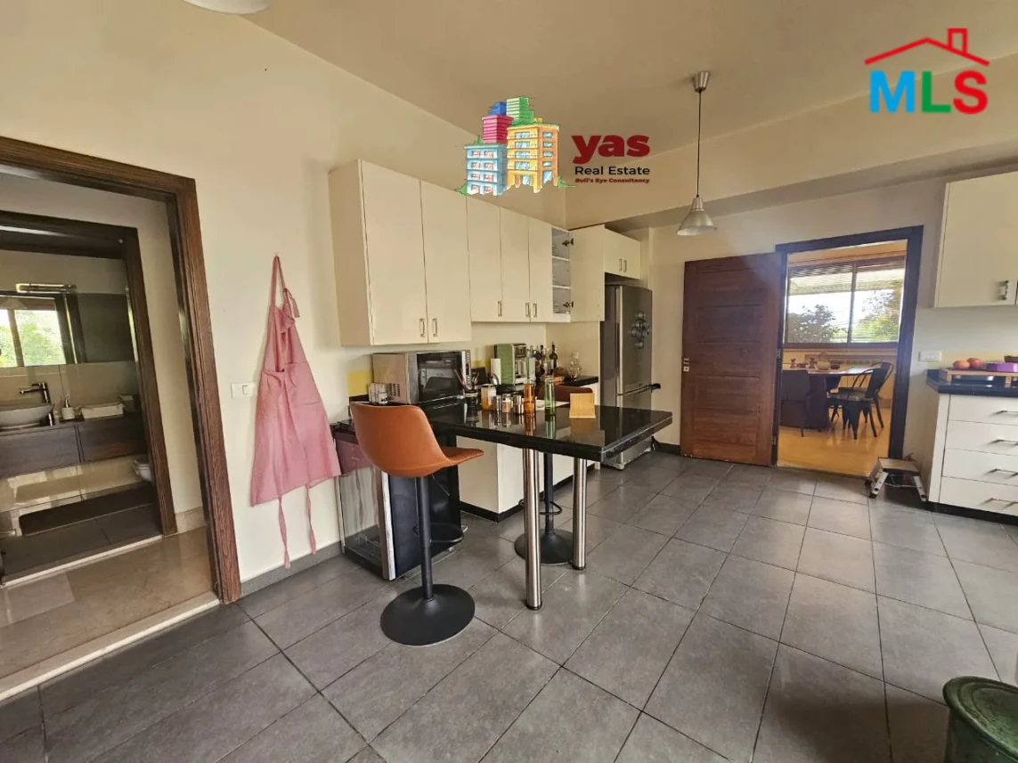 Baabda 300m2 | Decorated | Terrace 20m2/Garden 40m2 |Lux building | PA