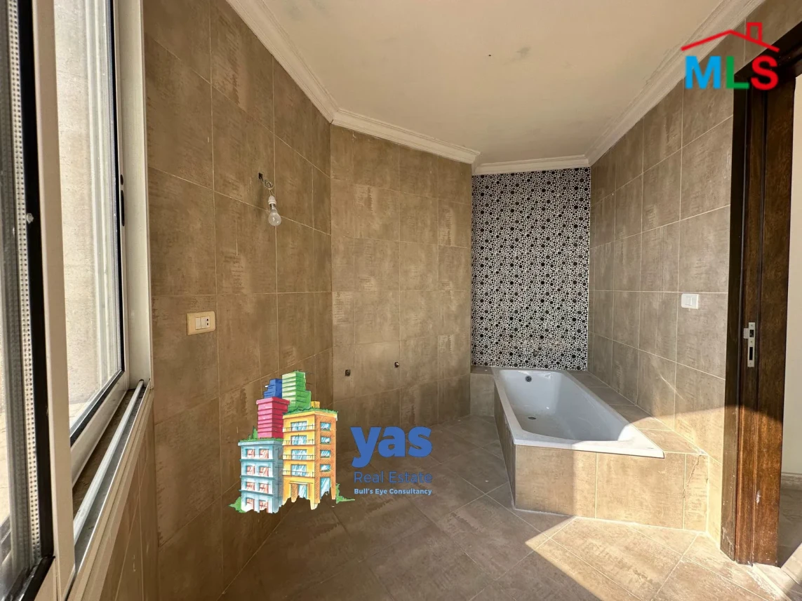 Adma 350m2 | Pool Access | Open View | Generous Dimensions | RA