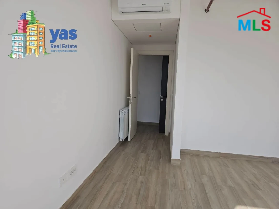 Ain El Mrayseh 400m2 | Ultra Prime Location | High Floor | PA