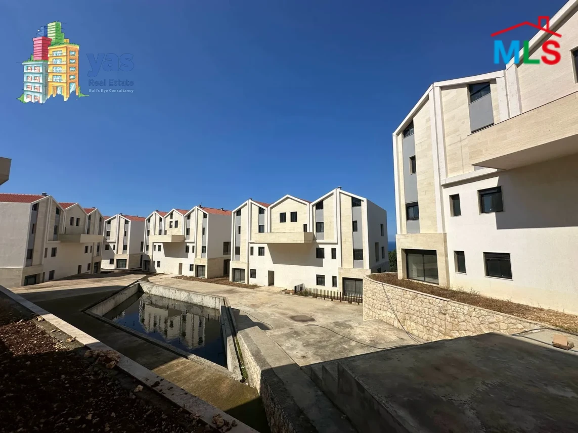 Bouar 100m2 up to 163m2 | New | Common pool/Gym | New | RA/IV