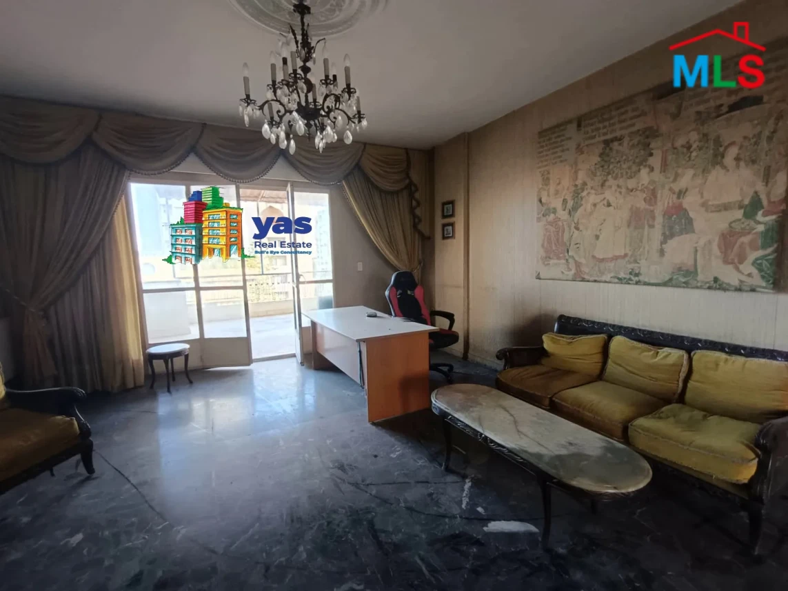 Achrafieh/Sodeco 400m2 | Terrace 85m2 | Mint Condition | AA/AC