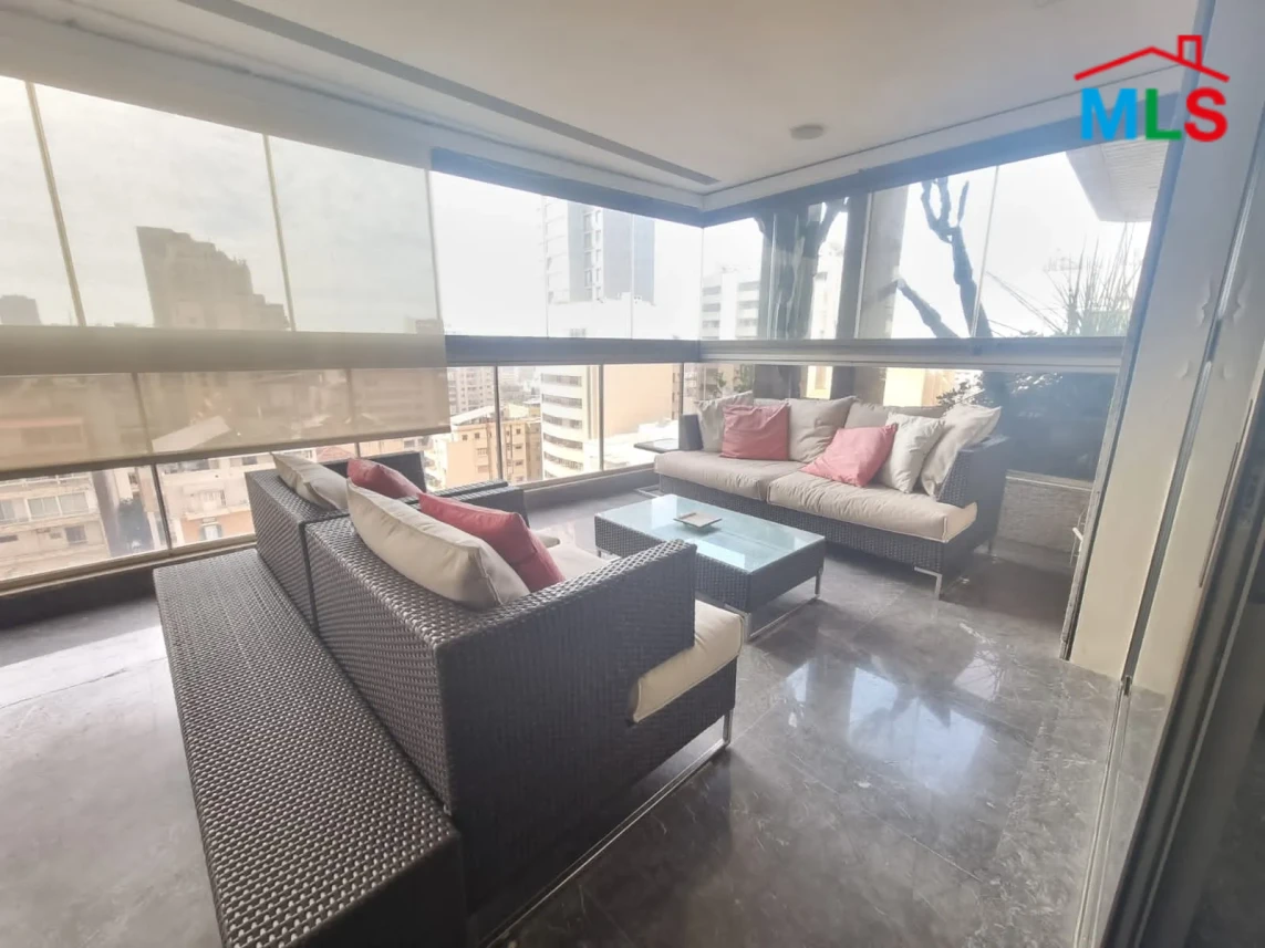 Achrafieh 340m2 | Very Well Maintained | City View | PA