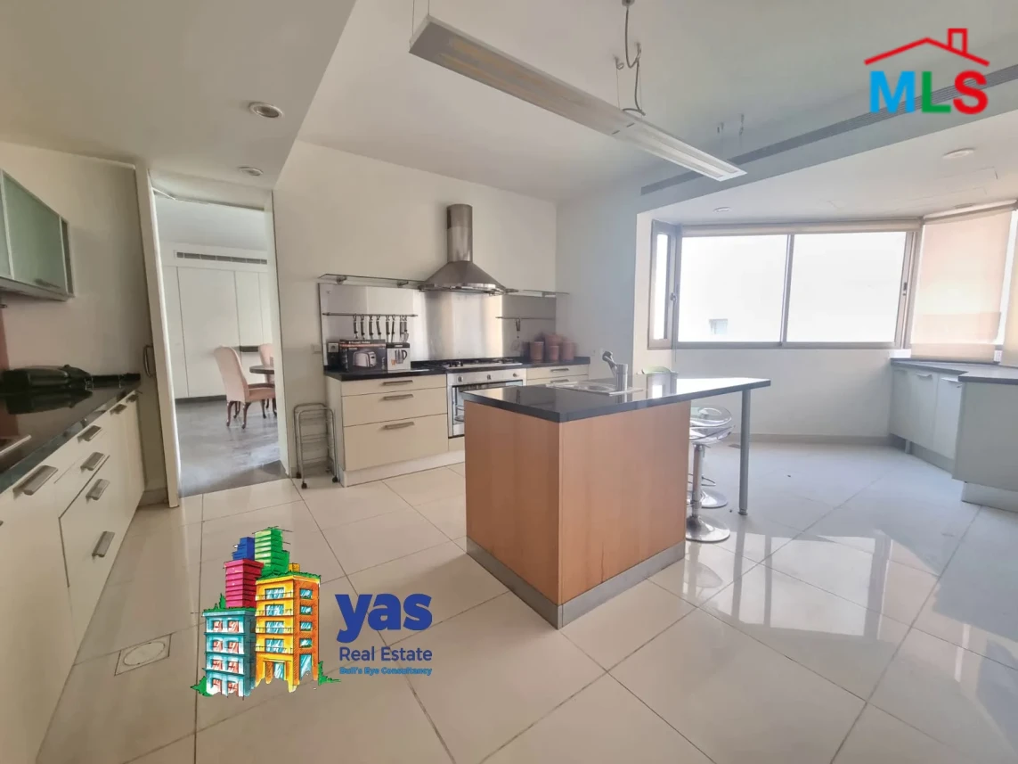 Achrafieh 340m2 | Very Well Maintained | City View | PA