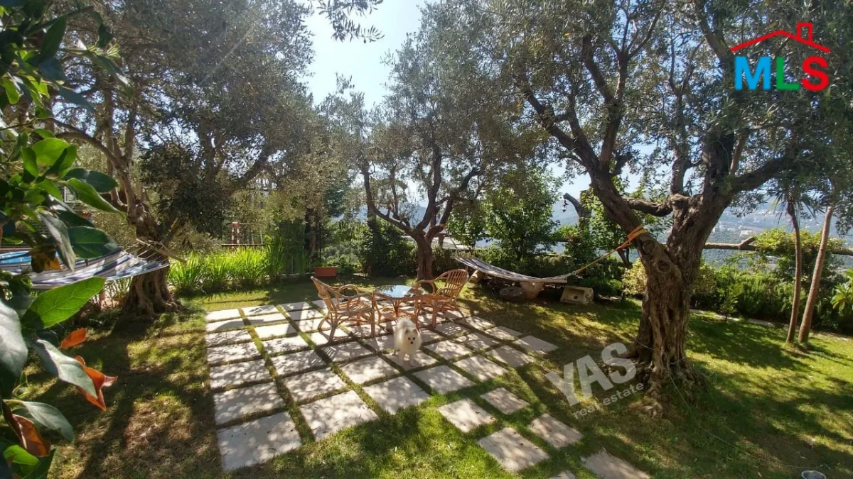 Ajaltoun | 1000M2 Building | 5400m2 Land | Uique Property | View