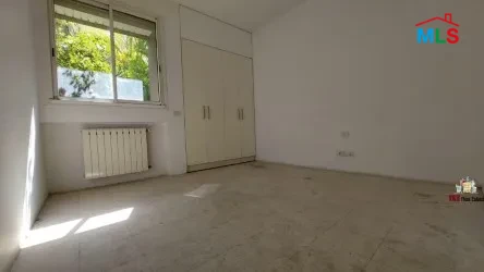Achrafieh / Sassine 250m2 | 83m2 Terrace |Spacious Flat | View | PA