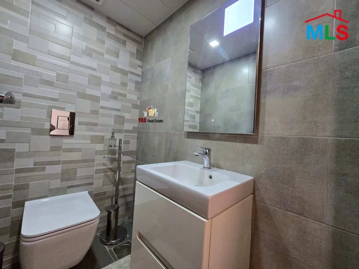 Kleiaat 170m2 | 100m2 Terrace | Furnished | Private Street | DA