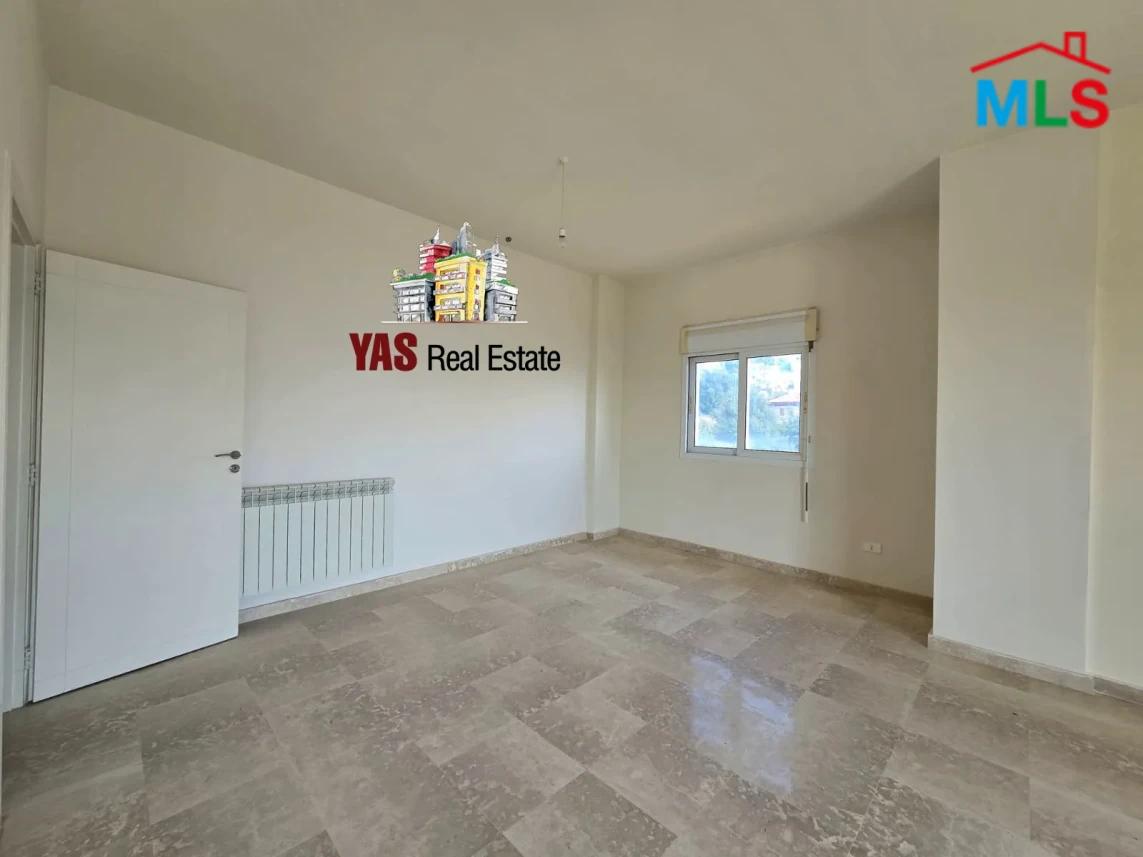 Reyfoun 200m2 | Prime Location | Quiet Street | Mountain View | DA GN