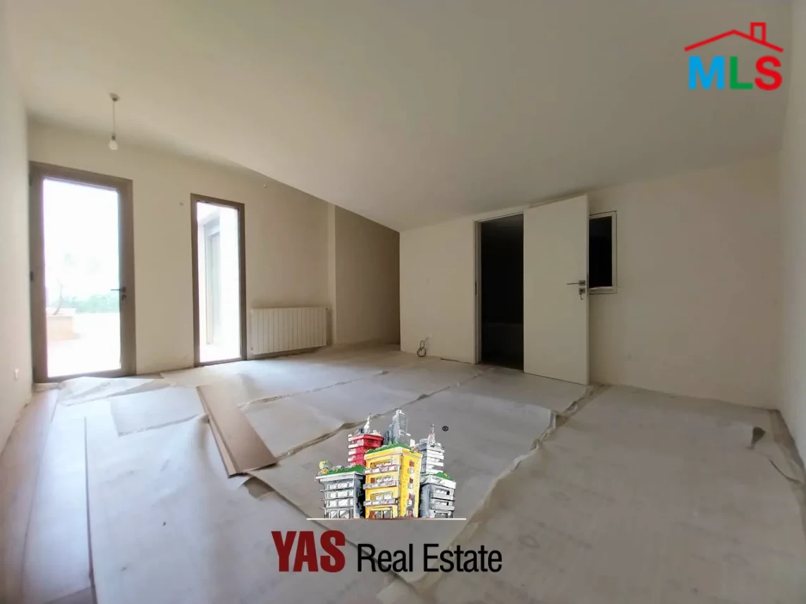 Ghazir 200m2 | 150m2 Terrace | Flat | Prime Location | IV