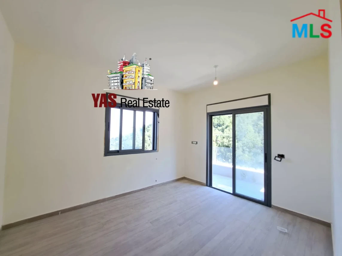 Achkout 186m2 | Brand New | Well Maintained | Dead End Street | DA