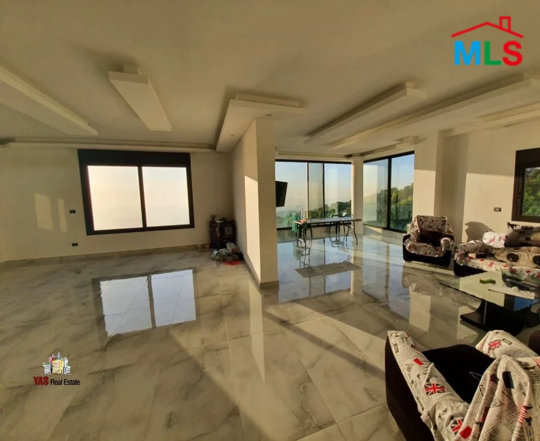 Ghosta 800m2 Building | For Sale | 3 Apartments | High-End | Catch |MY