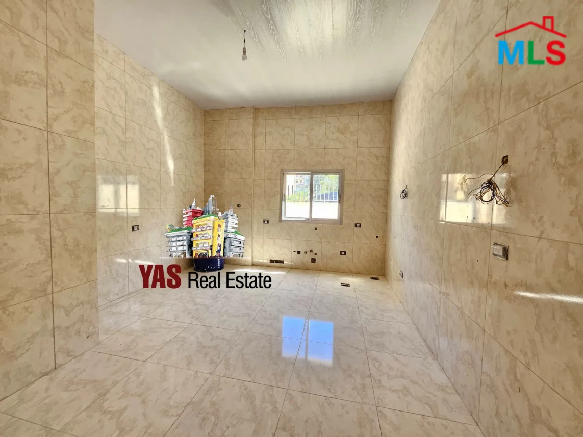 Ballouneh 190m2 | Private Entrance | Open View | TO