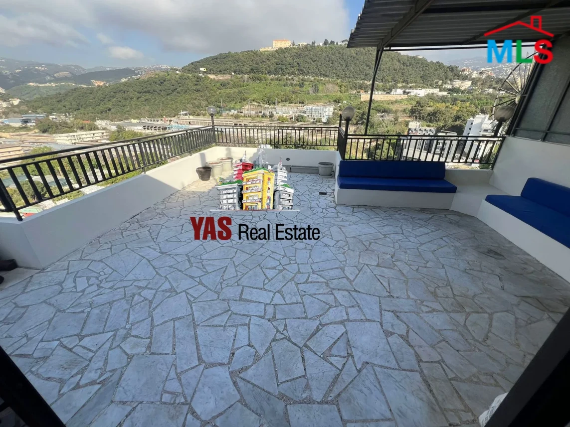 Zouk mosbeh 190m2 | 50m2 Terrace | Duplex | Well Maintained | EL