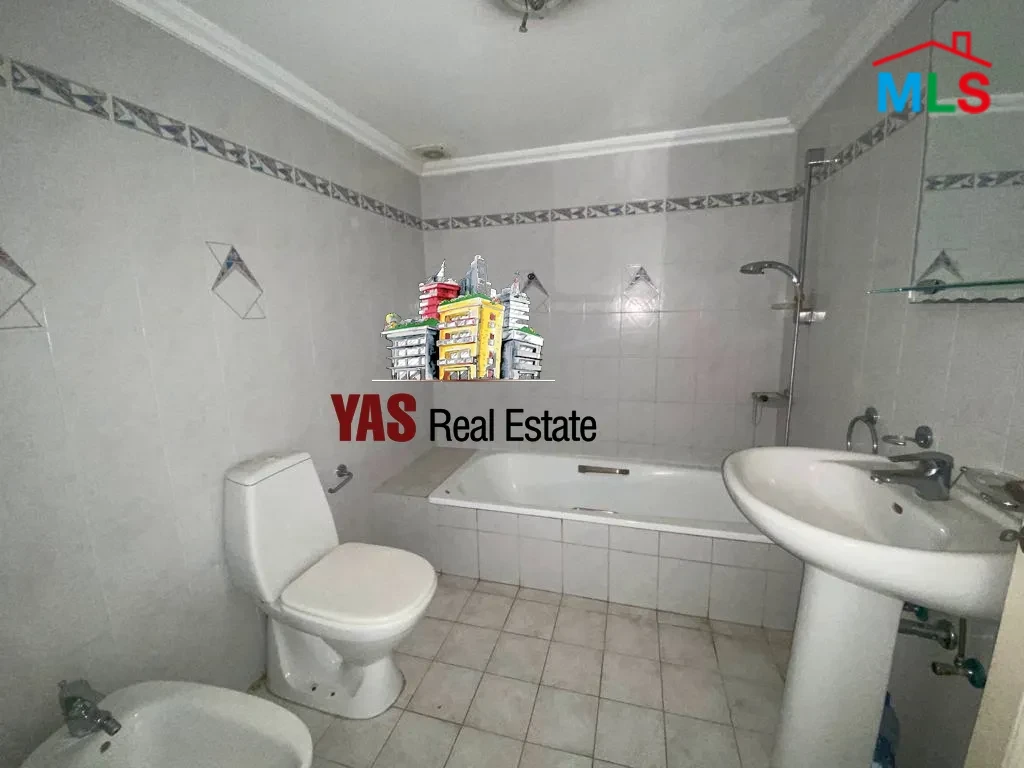 Adma 300m2 | 280m2 Terrace/Garden | Well Maintained | Partial View