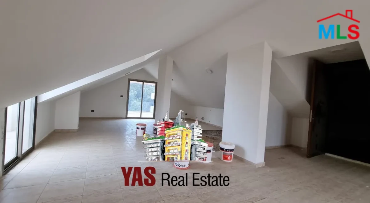 Ballouneh 300m2 Duplex | Private Street | High-End | View | MY