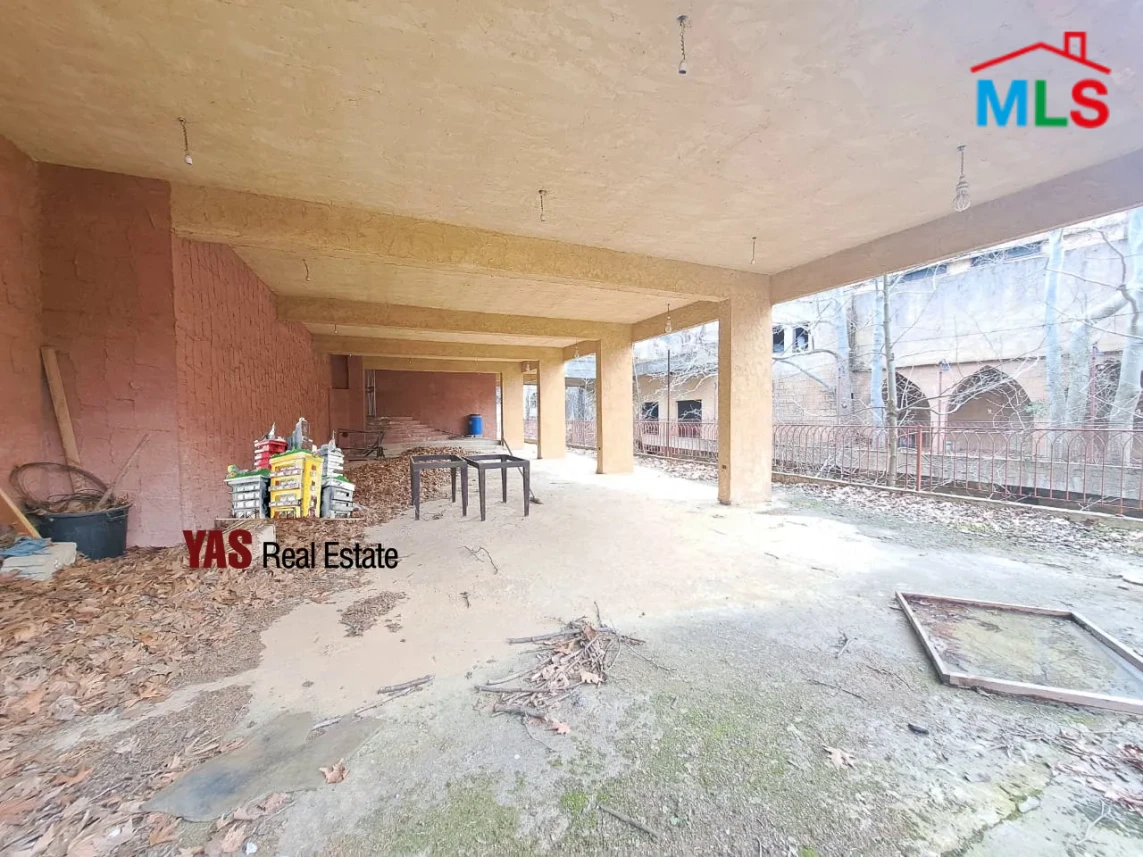 Hrajel 750m2 | 1000m2 Terrace | Restaurant | Two Building | DA