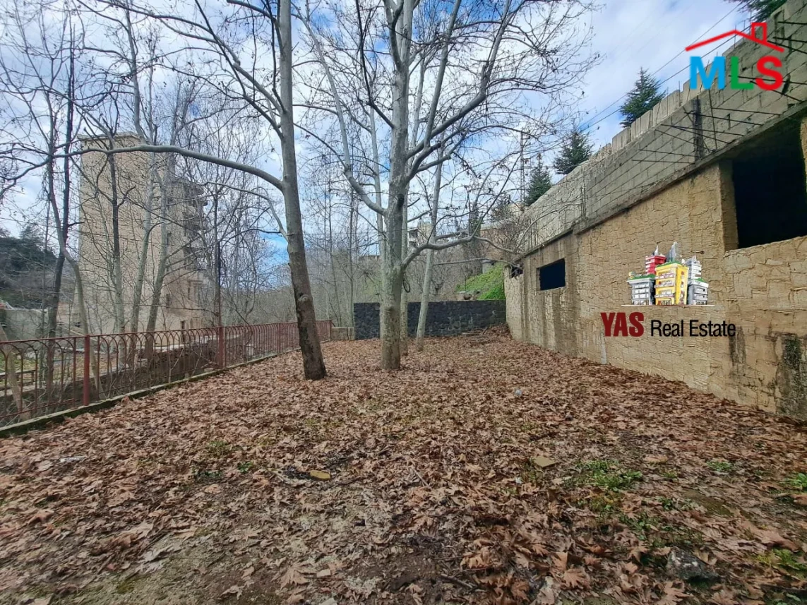 Hrajel 750m2 | 1000m2 Terrace | Restaurant | Two Building | DA