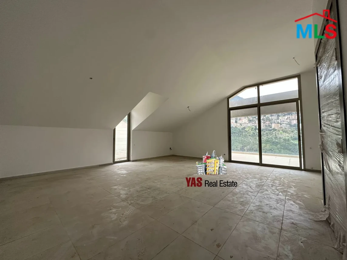 Kfarhbab 225m2 | Duplex | Partial View | Prime Location | KA IV
