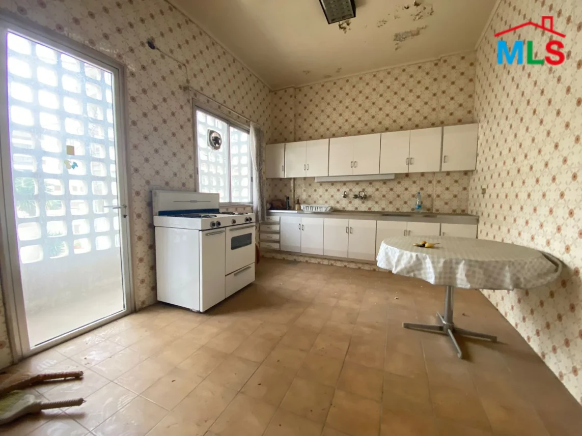 Adonis 245m2 | Luxury | Prime Location | Mint Condition | EL/IV
