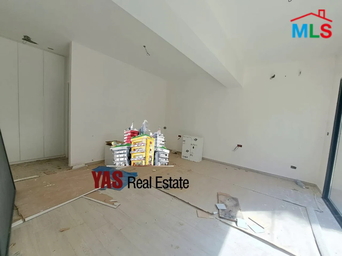 Achkout 395m2 | 375m2 Terrace/Garden | Open View | Brand New