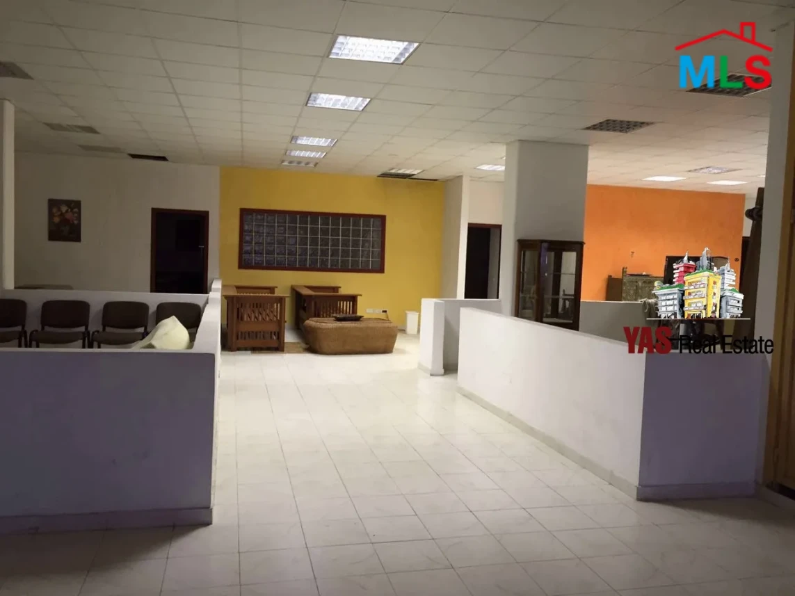 Bsalim 1090m2 | Showroom |Sale | Prime Location