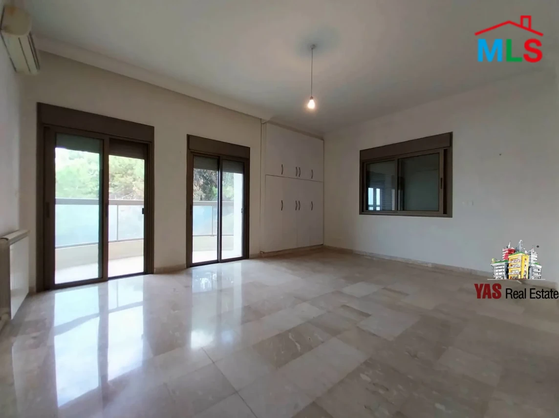 Sahel Alma 400m2 | Eye-Catching View | Flat