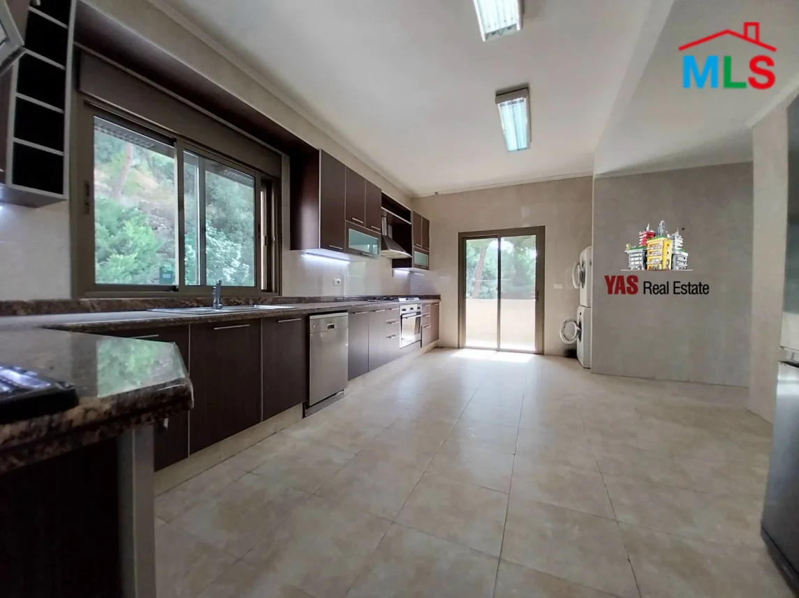 Sahel Alma 400m2 | Eye-Catching View | Flat